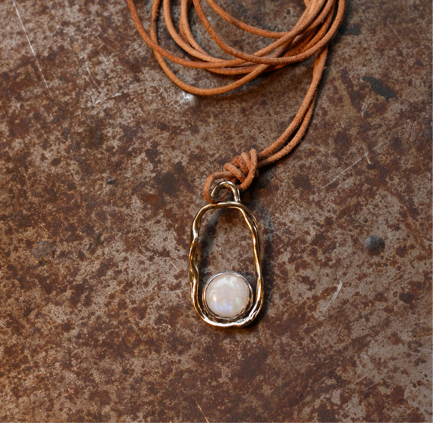 collar PORTAL LUNA